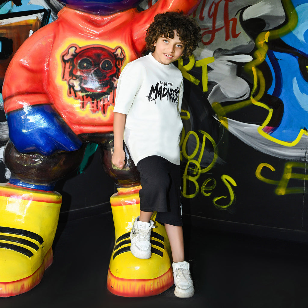 " Maddness ” Oversized T-Shirt