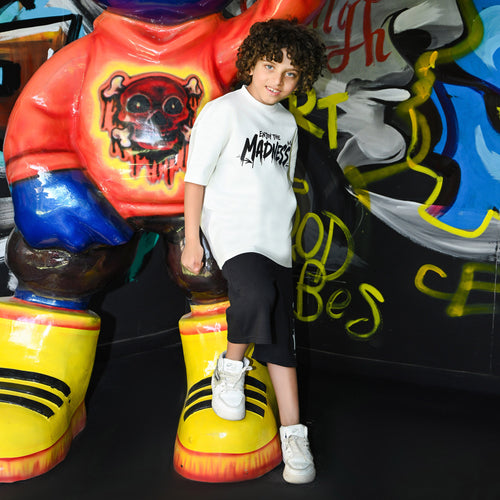 " Maddness ” Oversized T-Shirt